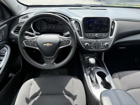Used 2023 Chevrolet Malibu LT image 14