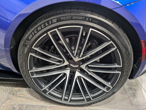 Used 2024 Aston Martin DB12 Convertible image 4