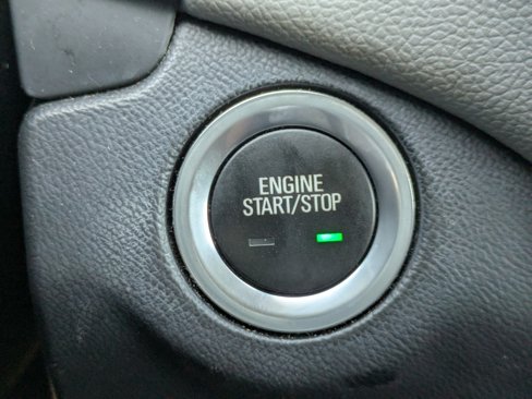 Used 2022 Chevrolet Equinox LS image 27