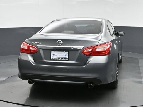 Used 2016 Nissan Altima 2.5 S w/ Power Driver Seat Package image 6