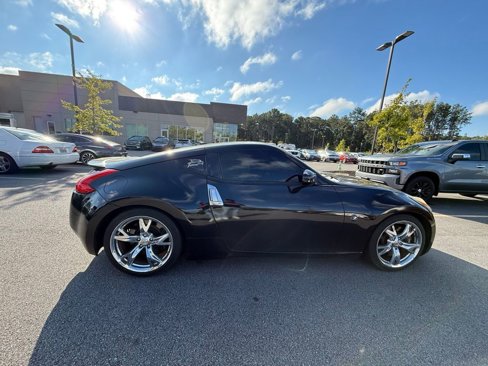 Used 2010 Nissan 370Z Touring w/ Sport Pkg image 8