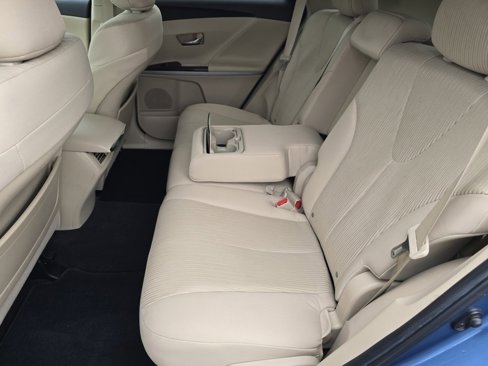 Used 2009 Toyota Venza image 25