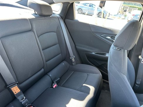 Used 2023 Chevrolet Malibu LT image 37