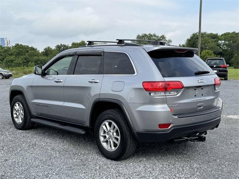 Used 2019 Jeep Grand Cherokee Laredo image 22