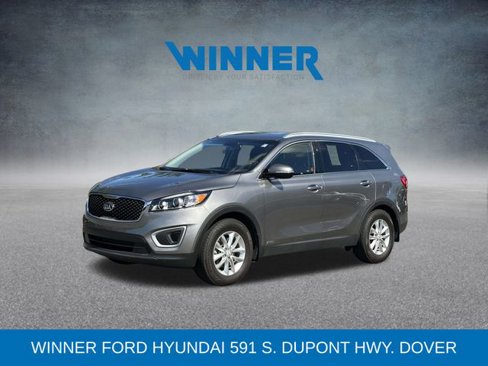 Used 2018 Kia Sorento LX image 1