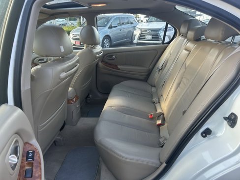 Used 2004 INFINITI I35 w/ Cold Weather Pkg image 16