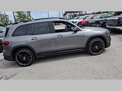 Used 2020 Mercedes-Benz GLB 250 image 24