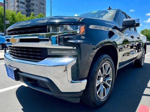 Used 2020 Chevrolet Silverado 1500 LT w/ Trailering Package image 9