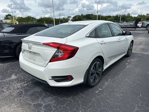 Certified 2017 Honda Civic EX-L image 5