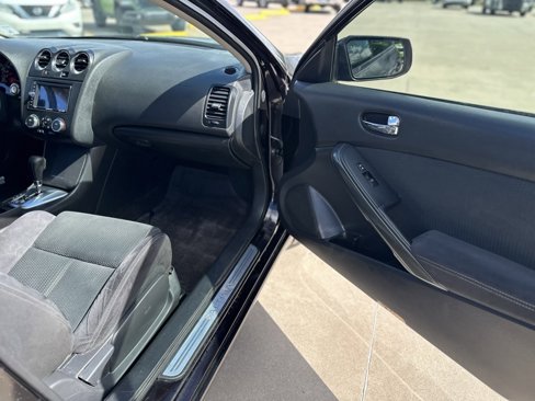 Used 2011 Nissan Altima 2.5 S w/ Convenience Pkg image 9