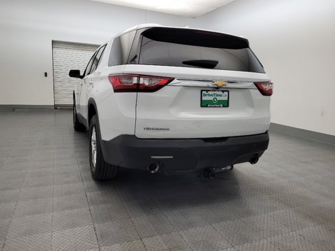 Used 2020 Chevrolet Traverse LS image 6