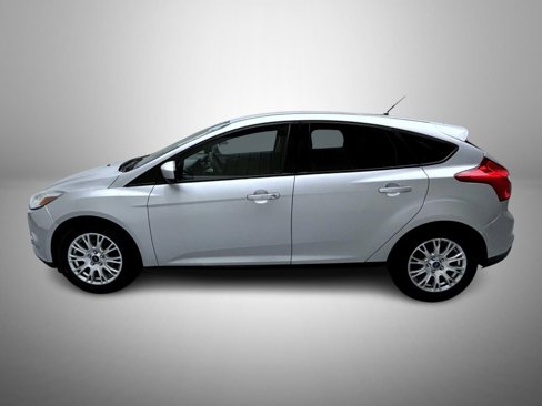 Used 2012 Ford Focus SE image 8