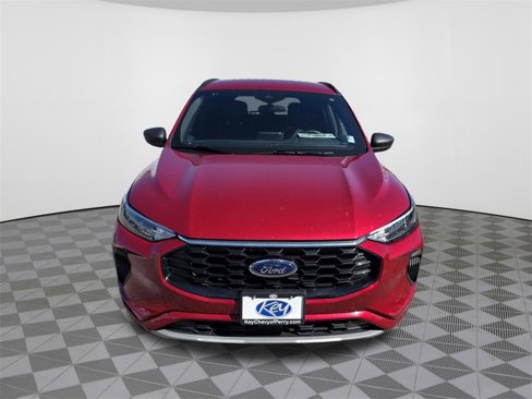 Used 2023 Ford Escape ST-Line image 3