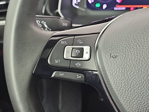 Used 2020 Volkswagen Jetta SEL image 16
