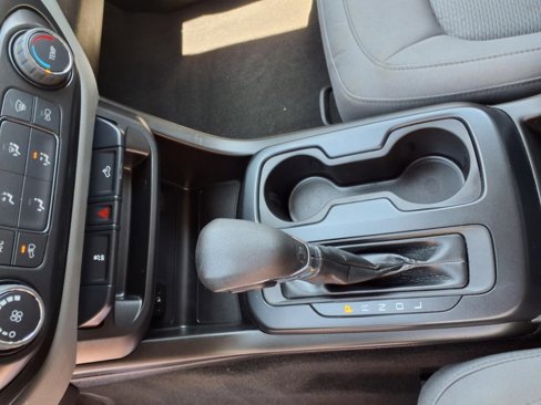 Used 2022 Chevrolet Colorado W/T image 25