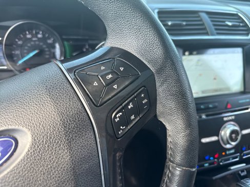 Used 2017 Ford Explorer Limited w/ Equipment Group 301A image 42