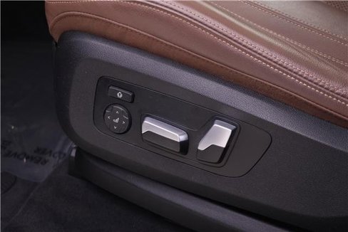 Used 2022 BMW X5 xDrive40i w/ Premium Package image 21