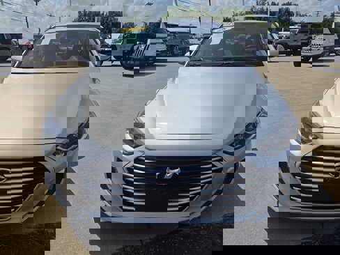 Used 2018 Hyundai Elantra SE w/ Cargo Package image 8