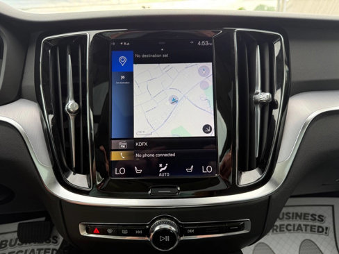Used 2019 Volvo S60 T6 Momentum w/ Premium Package image 15