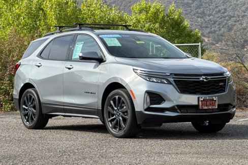 Certified 2023 Chevrolet Equinox RS w/ RS Leather Package image 2