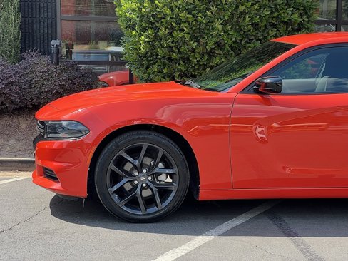 Used 2022 Dodge Charger SXT w/ Blacktop Package image 10