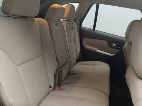 Used 2013 Ford Edge SE image 19