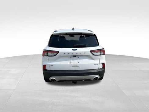 Used 2020 Ford Escape SE image 3