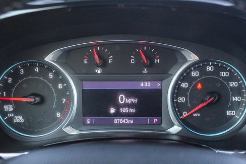 Used 2022 Chevrolet Traverse LT image 30