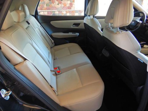 Used 2023 Nissan Ariya AWD image 14