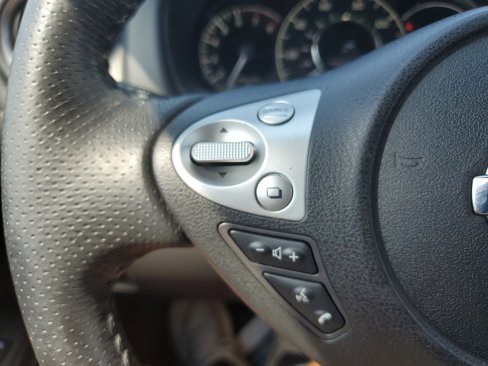 Used 2015 Nissan Versa Note SR image 16
