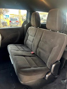 Used 2018 Dodge Grand Caravan SE image 14