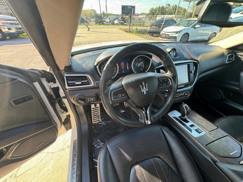 Used 2016 Maserati Ghibli S Q4 image 42