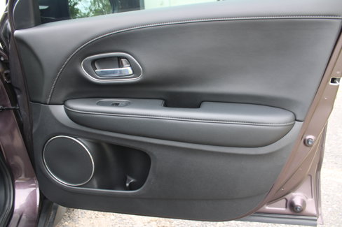 Used 2021 Honda HR-V EX-L image 45
