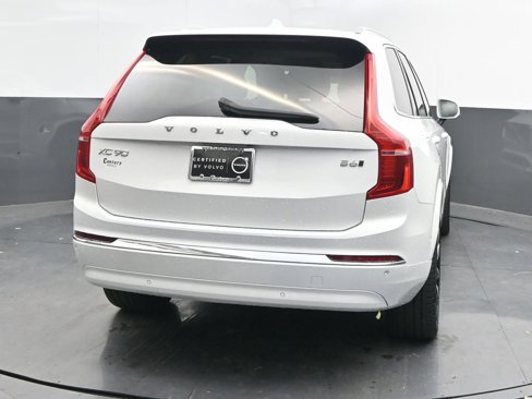 Certified 2024 Volvo XC90 B6 Plus image 6