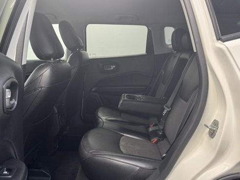 Used 2019 Jeep Compass Altitude image 30
