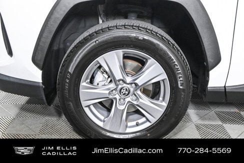 Used 2022 Toyota RAV4 XLE image 37