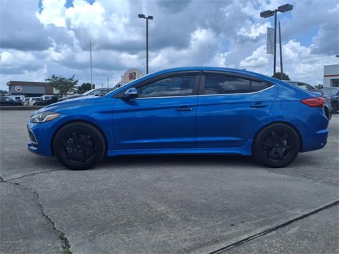 Used 2018 Hyundai Elantra Sport image 2