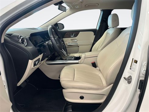 Used 2022 Mercedes-Benz GLA 250 4MATIC image 13