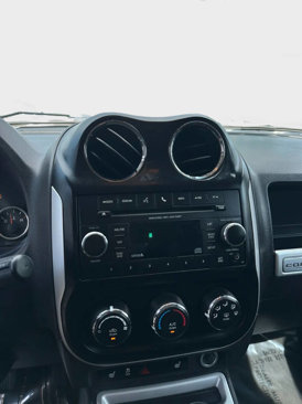 Used 2017 Jeep Compass Latitude image 11