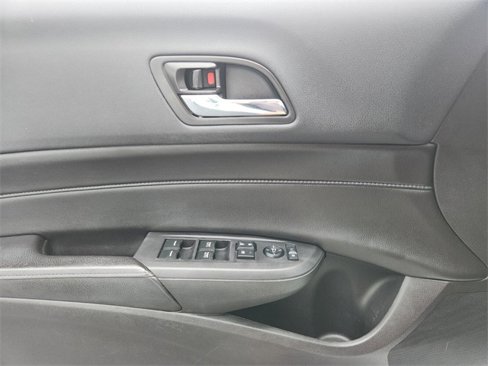 Used 2015 Acura ILX image 25