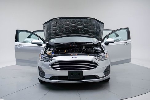 Used 2019 Ford Fusion SE image 29