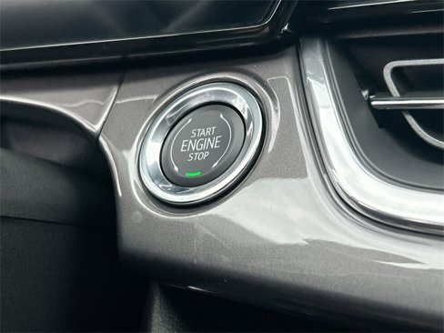 New 2025 Chevrolet Trax ACTIV w/ Sunroof Package image 17