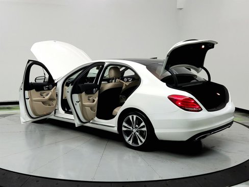 Used 2017 Mercedes-Benz C 300 Sedan image 12