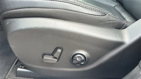 Used 2021 Jeep Cherokee Limited image 11
