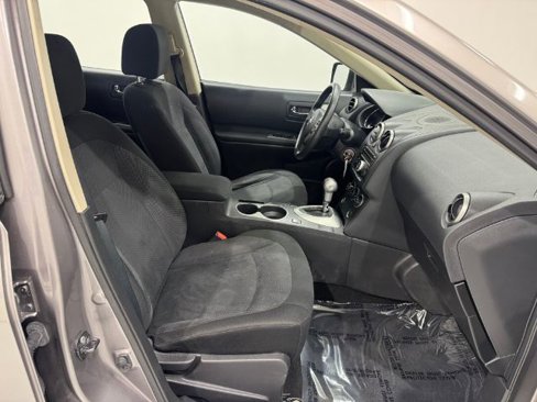 Used 2013 Nissan Rogue S image 24
