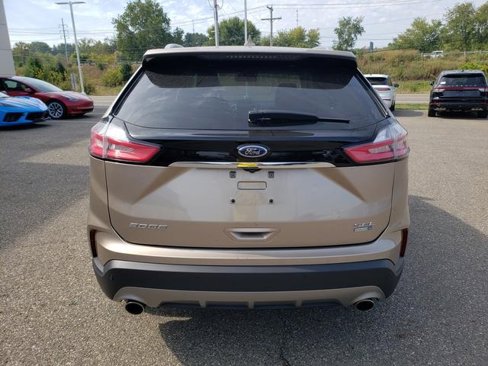 Used 2020 Ford Edge SEL w/ Convenience Package image 7