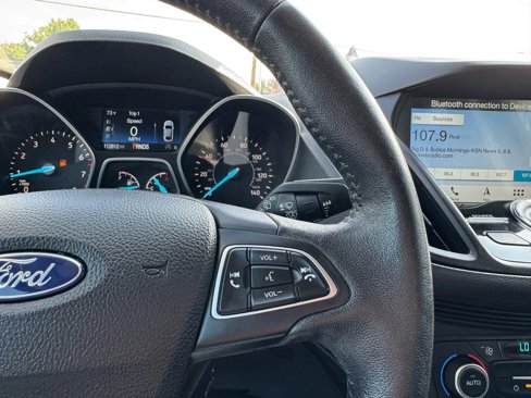Used 2018 Ford Escape Titanium w/ Ford Safe & Smart Package image 17