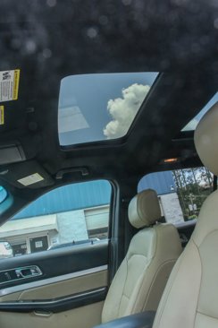 Used 2016 Ford Explorer XLT w/ Equipment Group 202A image 9