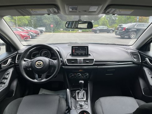 Used 2015 MAZDA MAZDA3 i Sport image 23