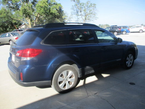 Used 2011 Subaru Outback 2.5i Premium w/ All-Weather Pkg image 14